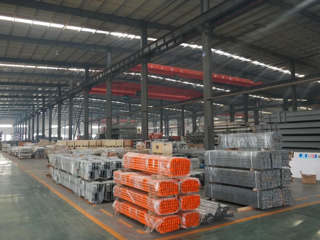 Qingdao Shin Innovation Technology Co., Ltd. Workshop Finished Profiles and Semi-finished Products Area